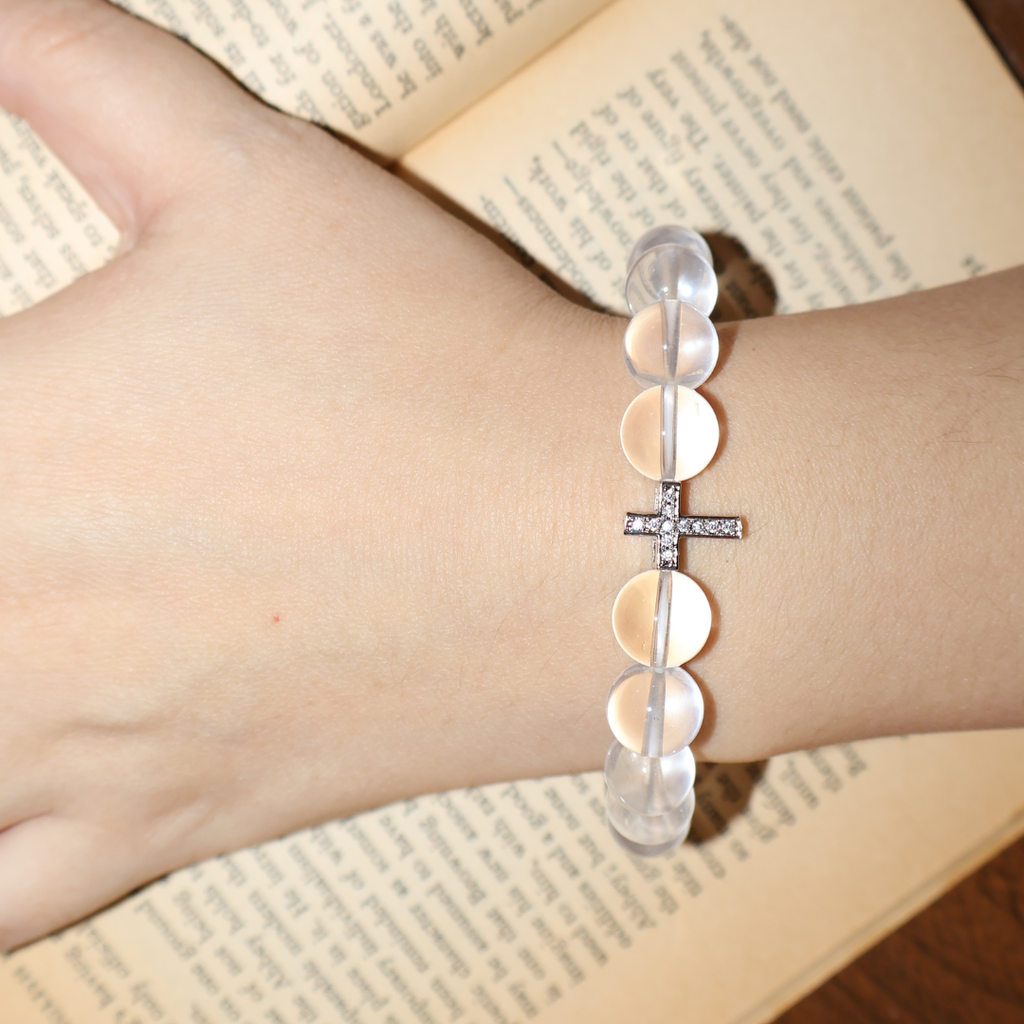 Natural Clear Quartz Crystal Stretch Bracelet | Diamond Cross Charm(10mm, ONE SIZE)